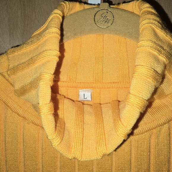 Yellow Turtleneck Sweater - Picture 2 of 3